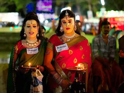 केरल का ऐसा मंदिर जहां पुरुष महिलाओं की तरह सज-धजकर, साड़ी पहनकर करते हैं पूजा