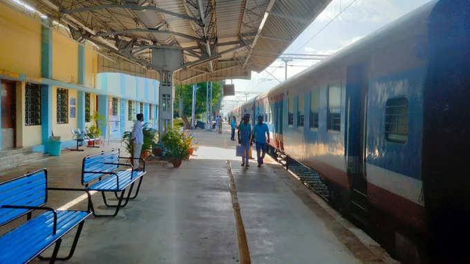 Salem Junction