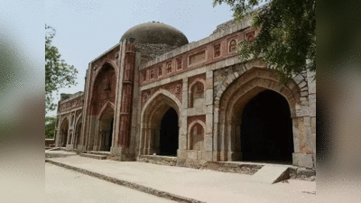 दिल्ली की जमाली-कमाली मस्जिद को क्यों समझा जाता है भूतिया ?