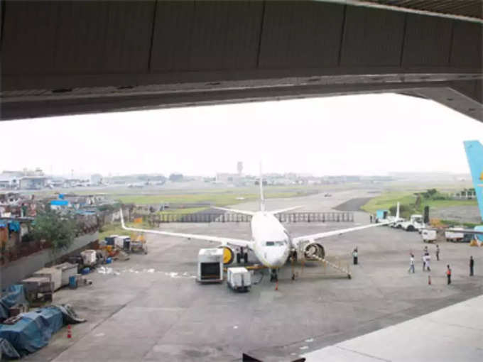 लोकप्रिय गोपीनाथ बोरदोलोई अंतर्राष्ट्रीय हवाई अड्डा - Lokpriya Gopinath Bordoloi International Airport