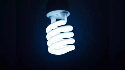 पावर कट झाल्यानंतरही तुमच्या घरात होणार नाही अंधार, वापरा हे Rechargeable Led Bulb, मिळेल ब्राइट व्हाइट लाइट​