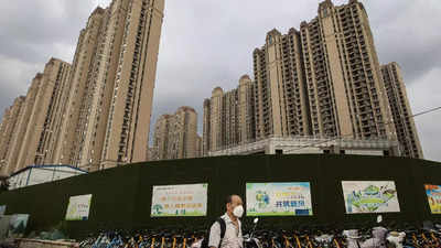 China property crisis : ಚೀನಾದಲ್ಲಿ ನೆಲಕಚ್ಚಿದ ರಿಯಾಲ್ಟಿ ಕ್ಷೇತ್ರ! ಸಾಲ ಮರುಪಾವತಿ ನಿಲ್ಲಿಸಿದ ಮನೆ ಖರೀದಿದಾರ!