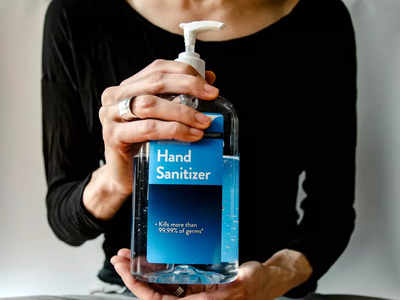 99.99% तक बैक्टीरिया और जर्म को मार सकते हैं ये Hand Sanitizer, अल्कोहल बेस के साथ हैं उपलब्ध
