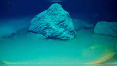 समुद्राच्या तळाशी सापडला एक विषारी तलाव; अखेर काय आहे या डेथपूलचे रहस्य