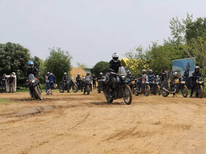 Jawa And Yezdi Bikes Nomads Trail Attack 1