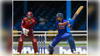 IND vs WI: ఫస్ట్ వన్డేలో చెలరేగిన ధావన్.. వెస్టిండీస్ టార్గెట్ 309