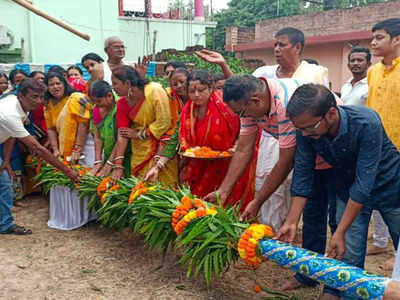 Durga Puja 2022: খুঁটি পুজো অনুষ্ঠিত হল কাঁকসার আন্তরিক মহিলা পুজো কমিটির