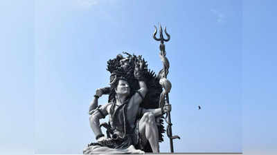 Lord Shiva: এই শিবলিঙ্গ আরও কয়েক ফুট উঁচু হলেই নেমে আসবে মহাপ্রলয়!