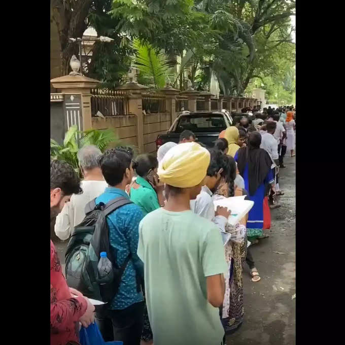 crowd outside sonu sood house