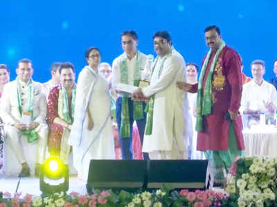 Banga Bibhushan Award 2022: মহামেডানও ISL খেলুক, তিন প্রধানকে বঙ্গ বিভূষণে ভূষিত করতে গিয়ে মন্তব্য মমতার