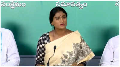 ‘రాజశేఖర రెడ్డి ఒక్కరికే అన్ని ప్రాజెక్టులు ఇవ్వలేదు.. ఒక్కరి దగ్గరే అన్ని కమీషన్లు తీసుకోలేదు’ 