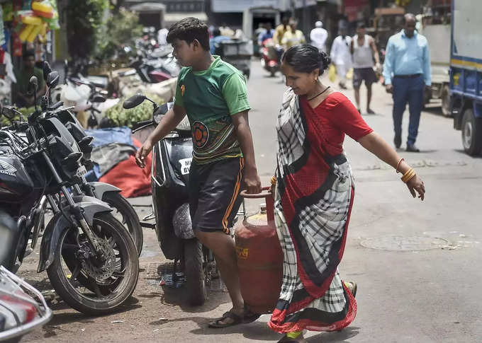 भारतात सर्वात स्वस्त घरगुती गॅस