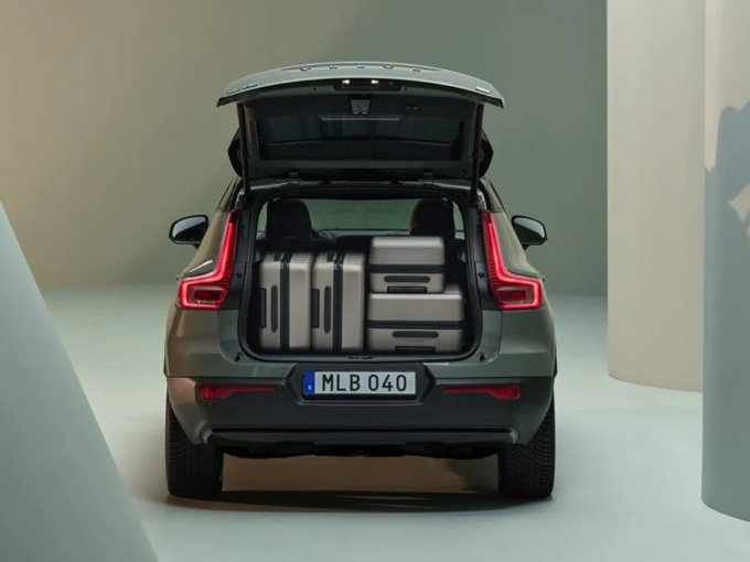 Volvo XC40 Recharge Boot