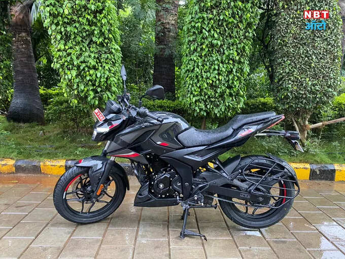 Bajaj Pulsar N160 5