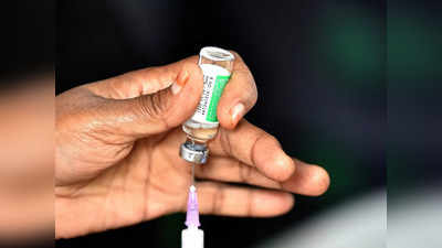 Covid Vaccine: একই সিরিঞ্জে ৩০ পড়ুয়ার টিকা! ঘটনা প্রকাশ্যে আসতেই চাঞ্চল্য মধ্যপ্রদেশে