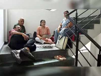 Noida Flat: নো এন্ট্রি! ভাড়াটের তাণ্ডবে ৭ দিন সিঁড়িতে রাত কাটল বাড়িওয়ালা দম্পতির