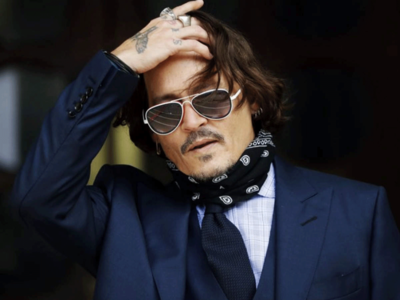 Johnny Depp: करोड़ों में बिके जॉनी डेप की बनाई पेंटिंग्स के प्रिंट्स, कीमत सुन उड़ जाएंगे होश! 
