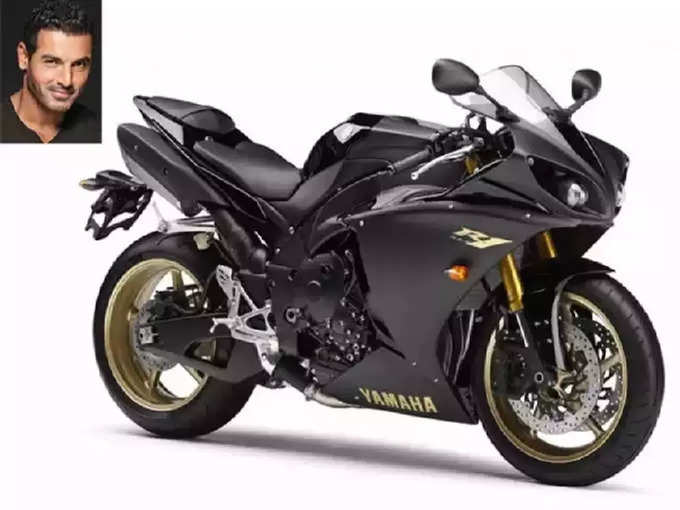 ​John Abraham Yamaha R1