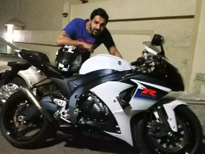 ​John Abraham Suzuki GSX-R1000