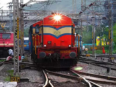 Howrah to Puri Train: সপ্তাহান্তে পুরী যাওয়ার বিশেষ ট্রেন, এখনও ফাঁকা প্রচুর সিট
