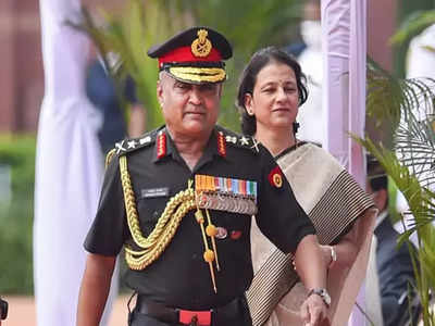 Indian Army Chief: ডোকলামে গ্রাম বানিয়েছে চিন! খবর মিলতেই ভুটান সফরে সেনাপ্রধান