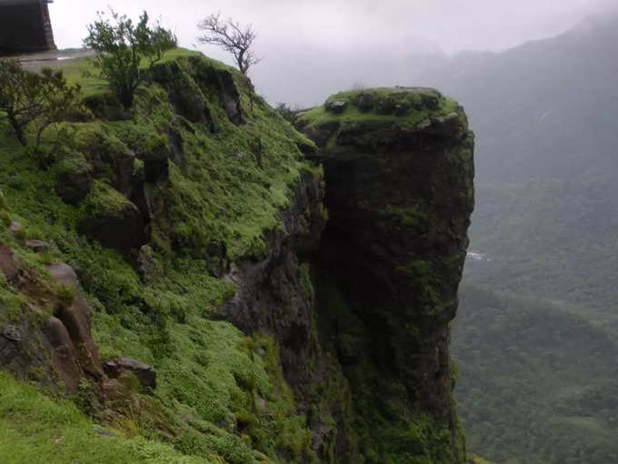 മാതേരന്‍, മഹാരാഷ്ട്ര