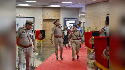 Delhi Police Commissioner: राकेश अस्थाना रहेंगे या जाएंगे की अटकलों के बीच पुलिस कमिश्नर पद संजय अरोड़ा को मिला