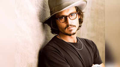 Johnny Depp:தான் வரைந்த ஓவியங்களை விற்று ஒரே நாளில் ரூ. 28 கோடி சம்பாதித்த பிரபல நடிகர்