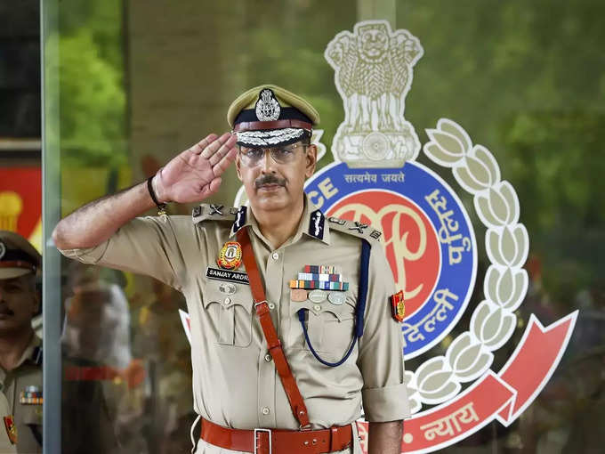 IPS officer