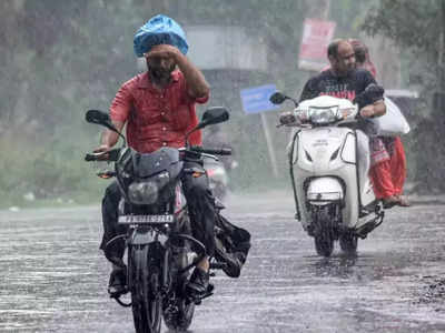 റെഡ് അലർട്ട്; ആലപ്പുഴയിലെ എല്ലാ വിദ്യാഭ്യാസ സ്ഥാപനങ്ങൾക്കും ചൊവ്വാഴ്ച അവധി