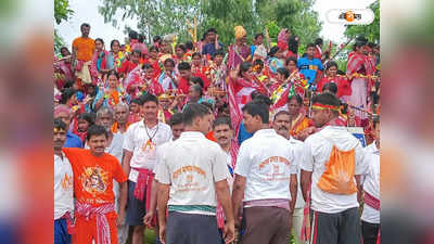 Sawan 2022: শ্রাবণের তৃতীয় সোমবার, নন্দীগ্রামের আকন্দবাড়ির পার্বতী মন্দিরে নামল ভক্তদের ঢল