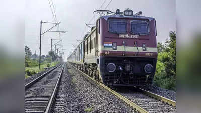 Indian Railways: সোমবার পানাগড় পৌঁছল শিয়ালদা-সিউড়ি ট্রেন, বড় সুবিধা পড়ুয়া-চাকুরিজীবীদের!