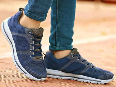 आपके बजट में फिट आएंगे या स्टाइलिश और मजबूत Running Shoes, 50% तक की छूट पर हैं उपलब्ध