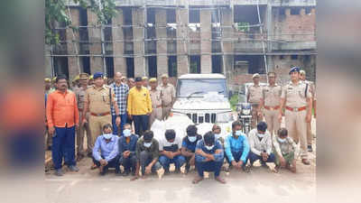 UP News: रेलवे से तार चोरी करने वाले गिरोह से मिर्जापुर पुलिस की मुठभेड़, 25 हजार के इनामी समेत 11 गिरफ्तार