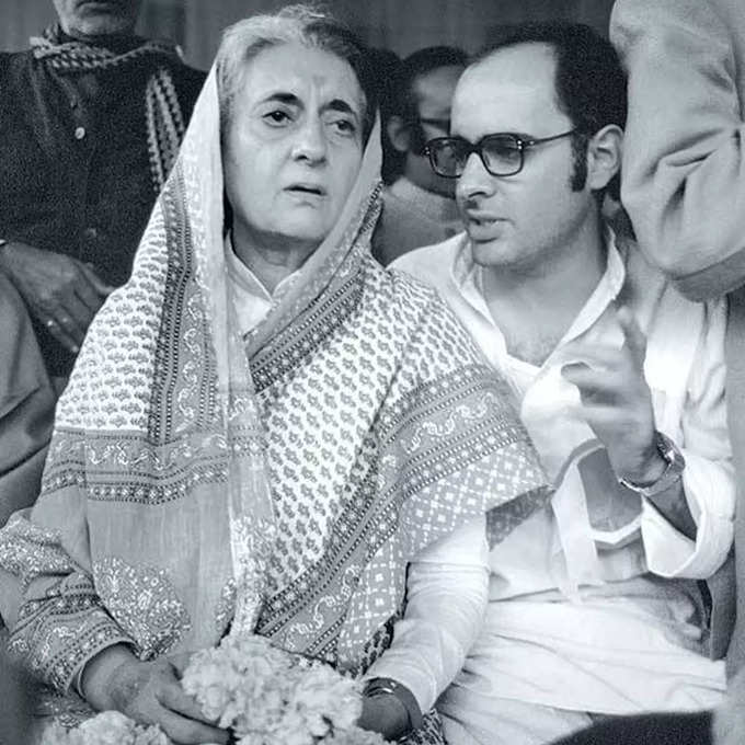 sanjay gandhi with indira gandhi