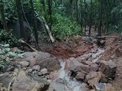 ഉരുള്‍പൊട്ടല്‍; വലിയ ശബ്ദം കേട്ട് കാട്ടിലേക്ക് ഓടി, നാലാം ക്ലാസുകാരന്‍ കാട്ടില്‍ ഒറ്റപ്പെട്ട് രണ്ട് മണിക്കൂര്‍