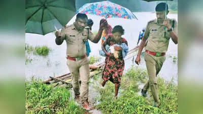 കോളനിയെ വെള്ളത്തിലാക്കി മഴ; വനമധ്യത്തിൽ കുഞ്ഞിന് ജന്മം നൽകി സ്ത്രീ, സാഹസിക ഇടപെടലുമായി വനംവകുപ്പും പോലീസും