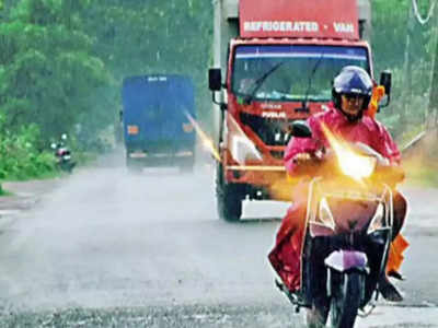 MP Weather Forecast: भोपाल, उज्जैन, ग्वालियर समेत इन जिलों में आज बारिश का अलर्ट, अभी कुछ दिन ऐसा ही रहेगा मौसम