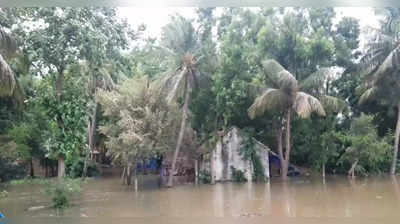 மேட்டூர் அணை: 2 லட்சத்து 10 ஆயிரம் கன அடி நீர் திறப்பு.. வீடுகளை சூழ்ந்த கொள்ளிடம் ஆறு வெள்ளம்!