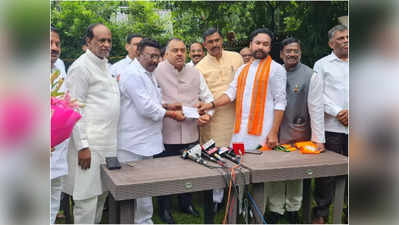 BJPలో చేరిన దాసోజు శ్రవణ్.. కేసీఆర్‌ సర్కారుపై నిప్పులు