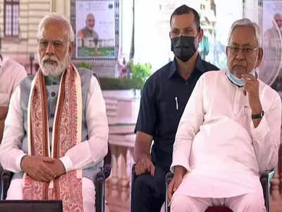 Nitish Kumar: ফের পালটি নীতীশের? সোনিয়ার সাক্ষাৎ প্রার্থনা ঘিরে তুঙ্গে JDU-BJP ভাঙন জল্পনা