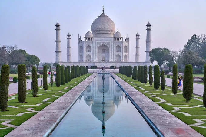 তাজমহলে বিনামূল্যে প্রবেশ - Taj Mahal, Agra