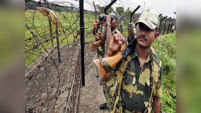 Kolkata News: बांग्लादेश सीमा के पास तस्करों ने बीएसएफ जवान को मारी गोली, हालत गंभीर