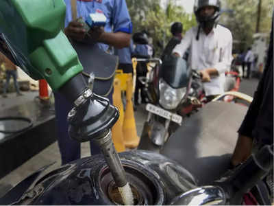 वाहनचालकांना मोठा दिलासा; कच्च्या तेलाच्या किंमती कमी होणार, जाणून घ्या आजचे पेट्रोल-डिझेलचे दर