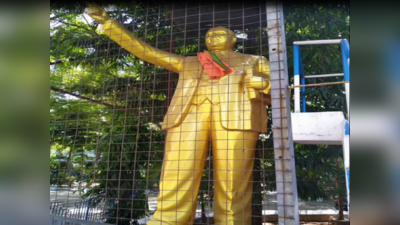 அம்பேத்கர் சிலைக்கு காவித்துண்டு; மர்ம நபர்களால் பரபரப்பு; காஞ்சியில் விசிக சாலை மறியல்!