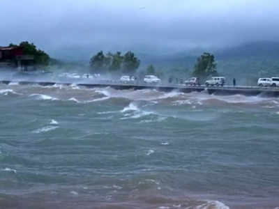 दरवर्षी १५ ऑगस्टला ओव्हरफ्लो होतं हे धरण, वीकेंडला भटकंतीसाठी आहे परफेक्ट स्पॉट