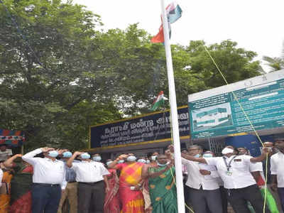 சாட்டை வீசிய இறையன்பு ஐஏஎஸ்;                                        ஆடிப்போய் கிடக்கும் அதிகாரிகள்!