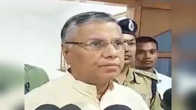 Dharamveer Prajapati: मेरे साथ जेल चले और खाना खाए विपक्ष..., कारागार मंत्री धर्मवीर ने बोला हमला