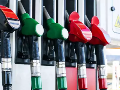 Petrol-Diesel Price: স্বাধীনতা দিবসে দাম বাড়ল পেট্রল-ডিজেলের? এক ক্লিকেই জানুন...