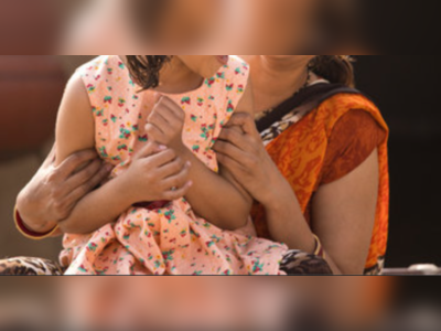 ‘સિંગલ મધર પણ બાળકનો ઉછેર કરી જ શકે છે’, ગુજરાત હાઈકોર્ટે દીકરીની કસ્ટડી પિતાને નહીં માતાને સોંપી